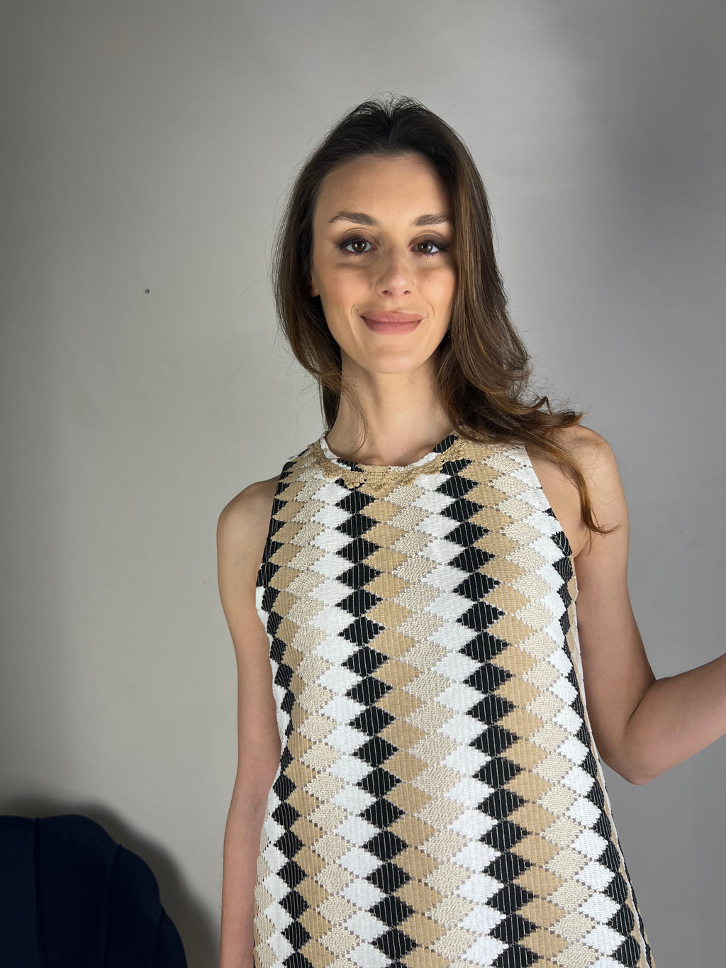 Abito corto a trapezio