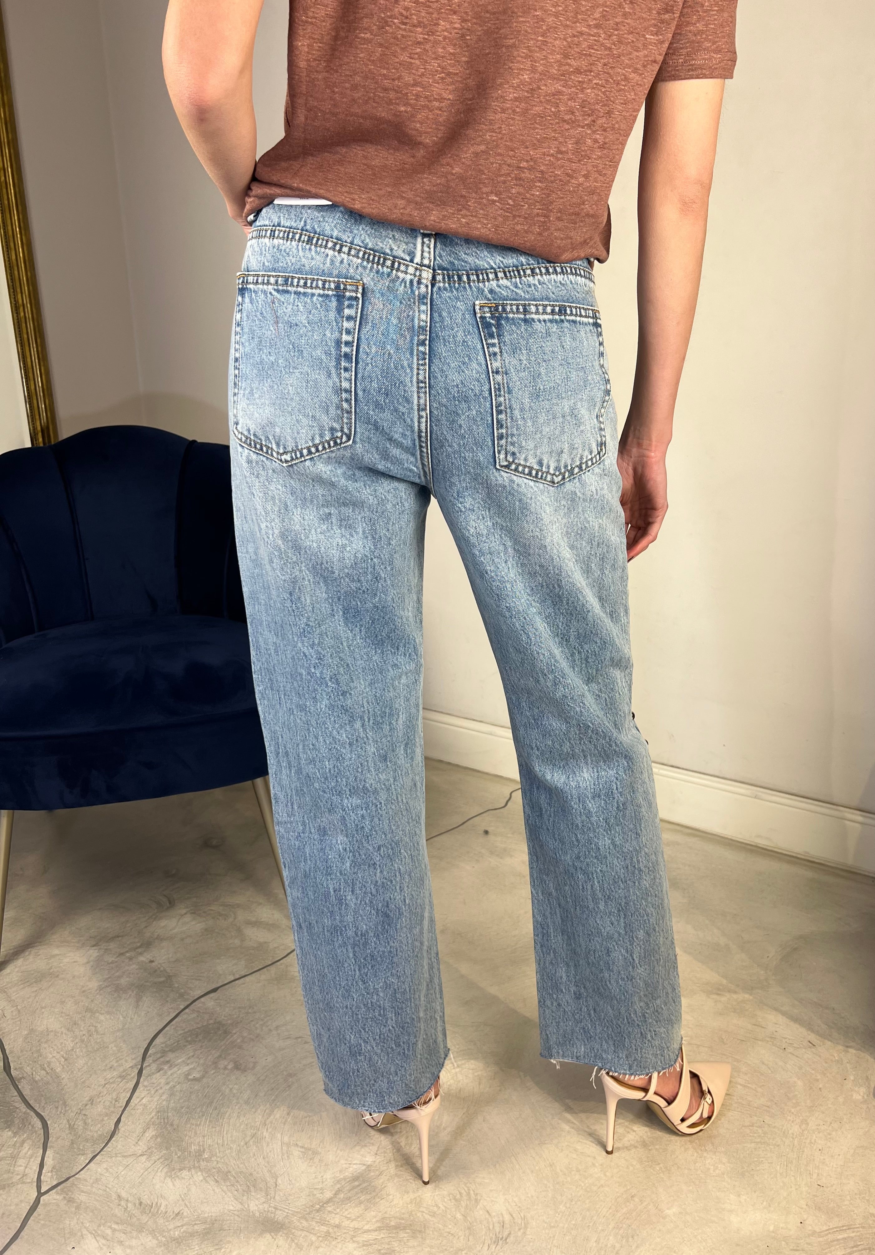 Jeans con borchie