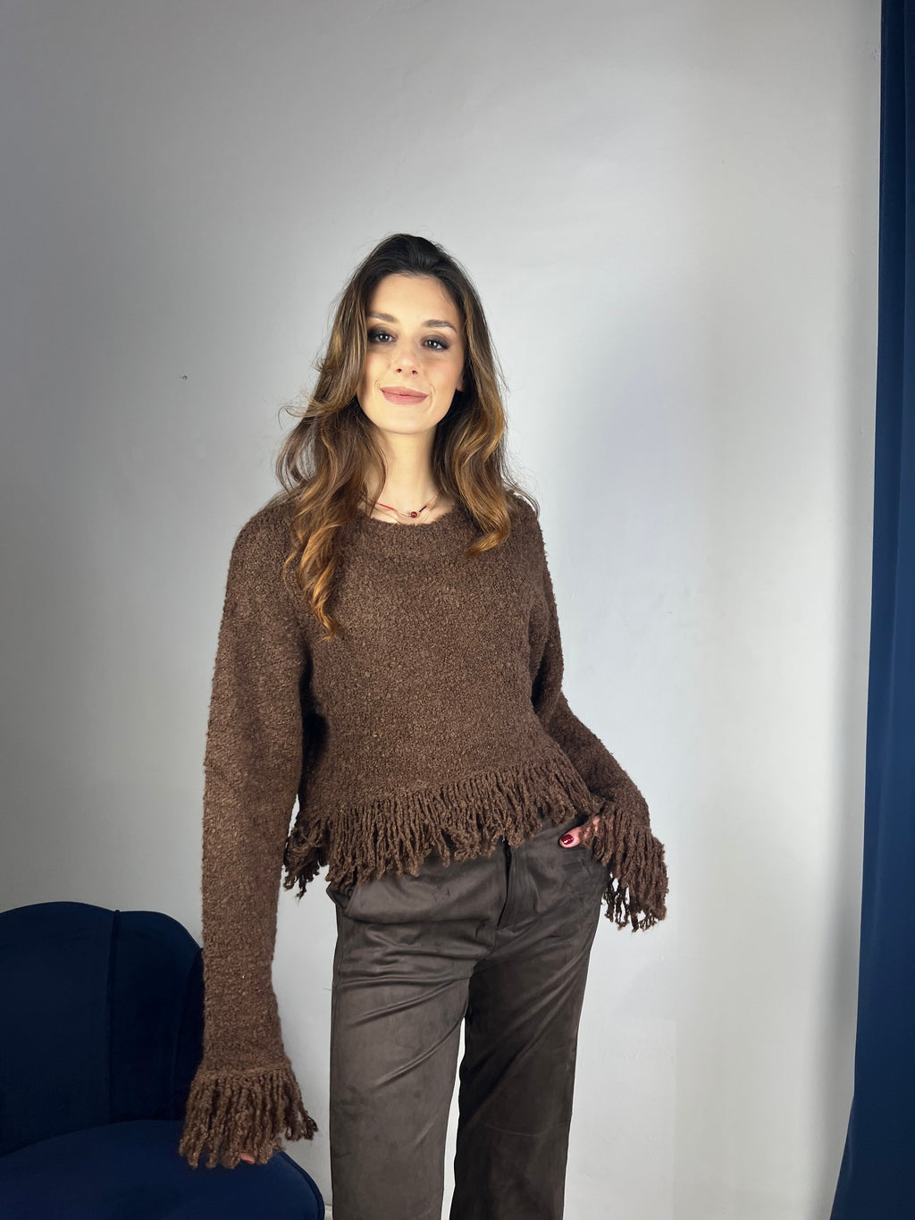 Maglione crop con frange