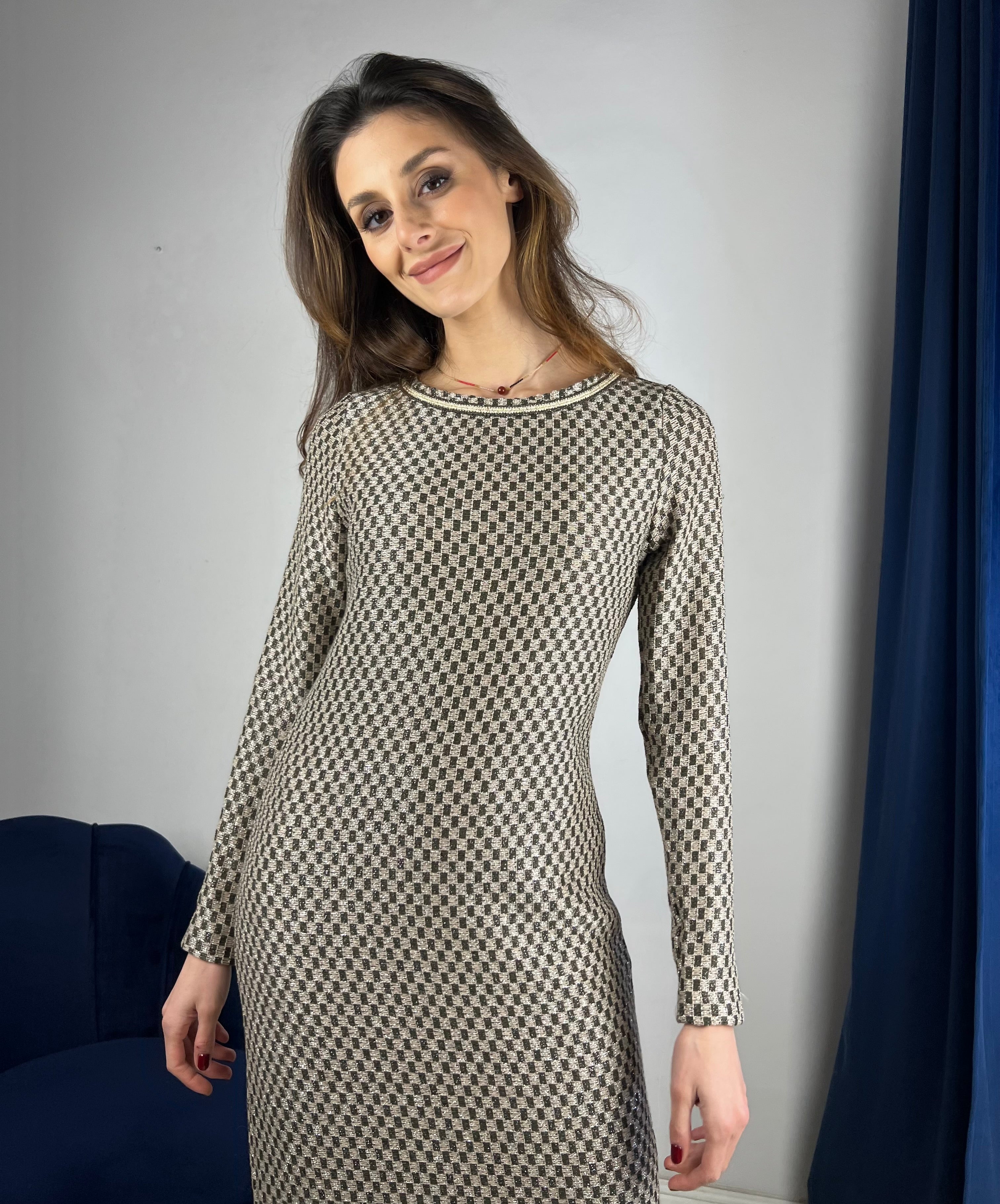 Abito lungo a quadretti