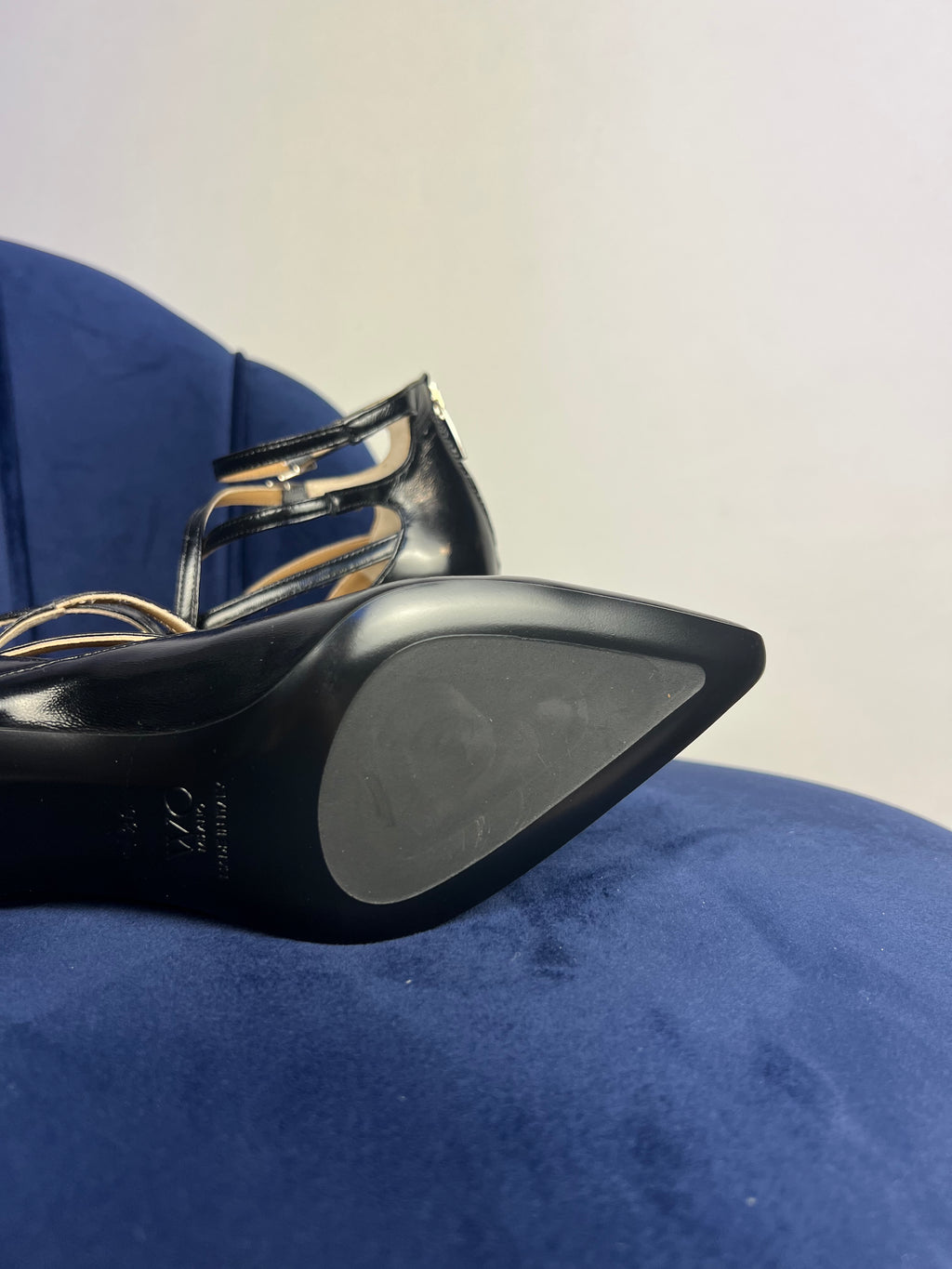 Scarpe con cinturini