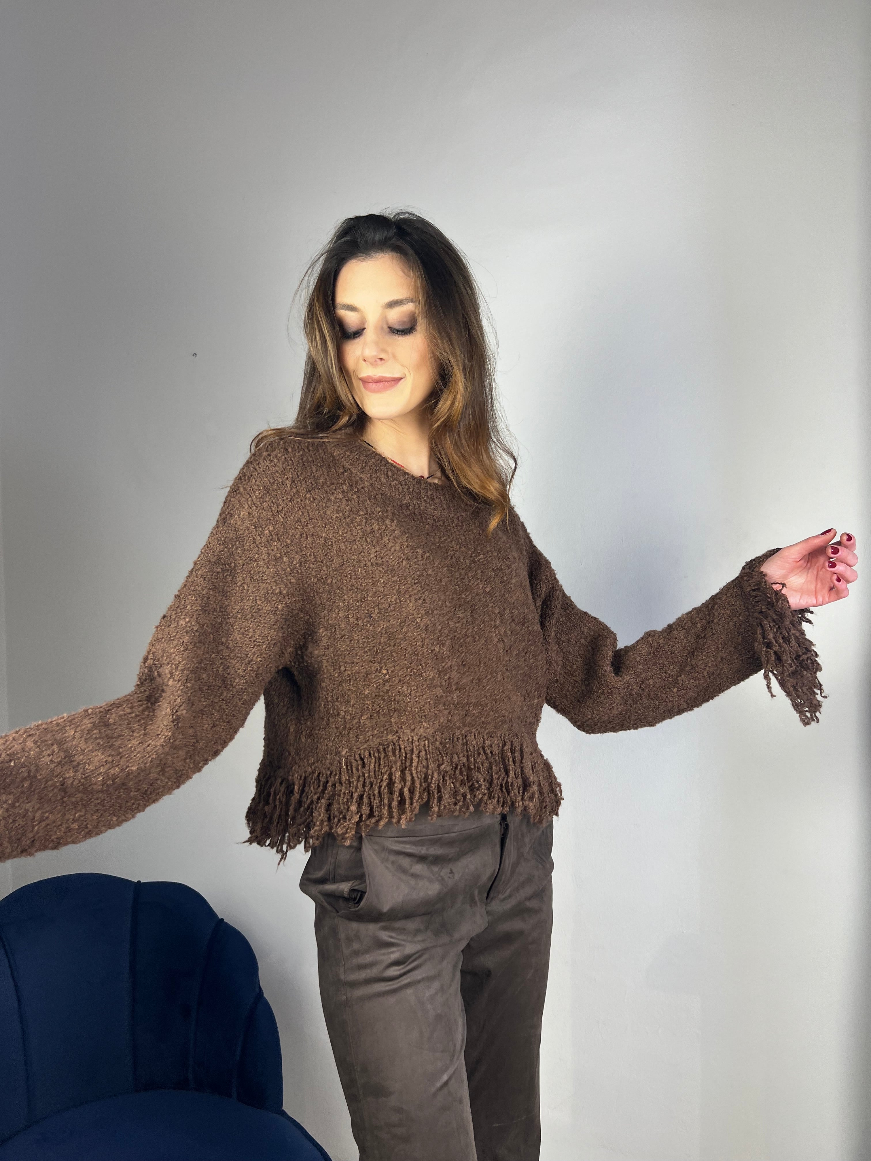 Maglione crop con frange
