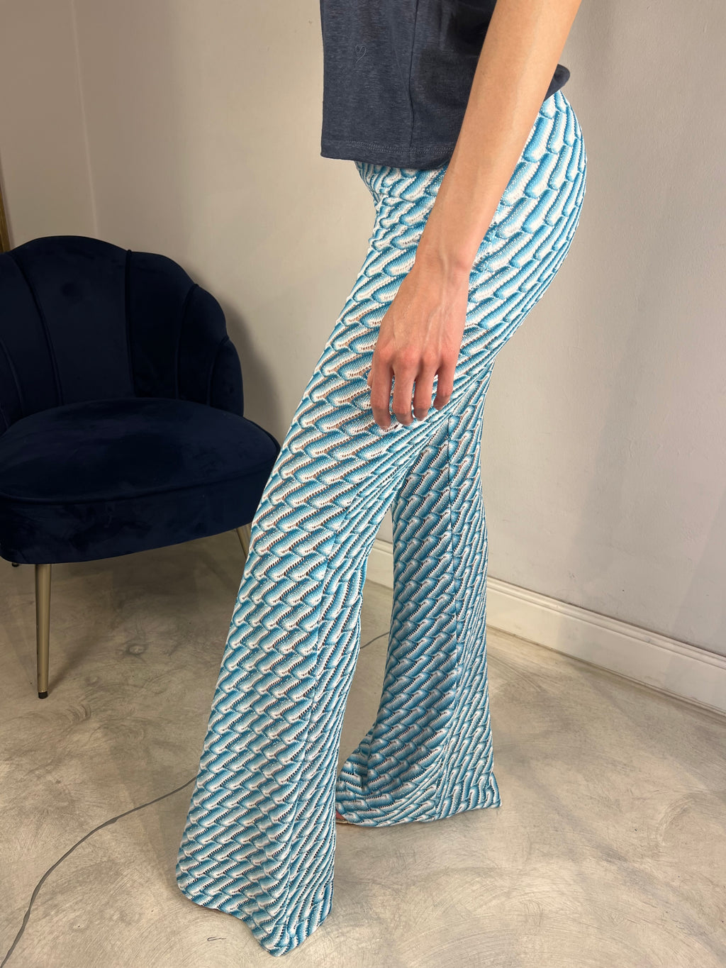 Pantalone a zampa