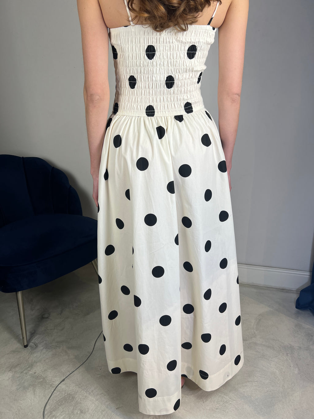 Abito bianco a pois