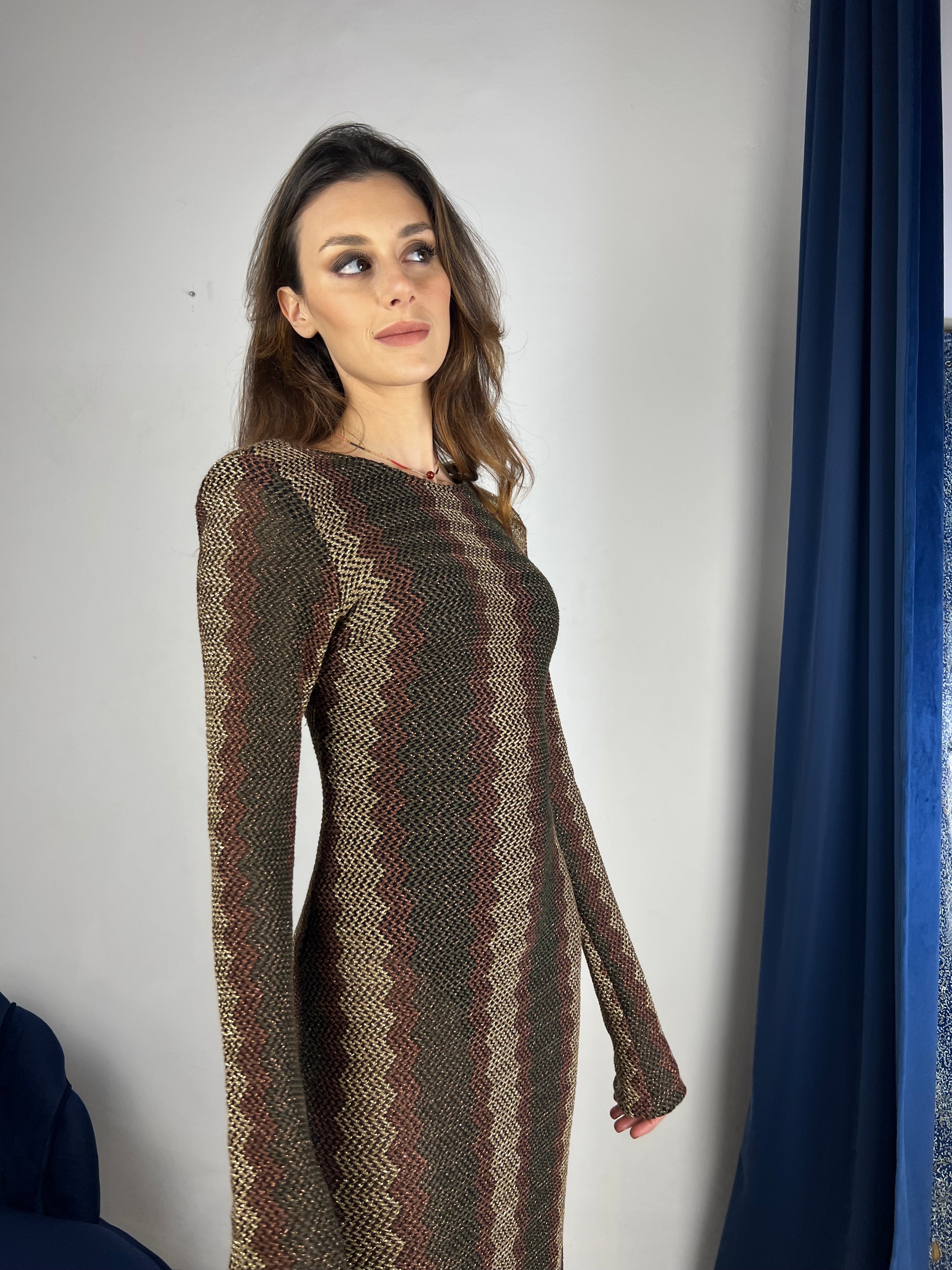 Abito a sirena marrone oro