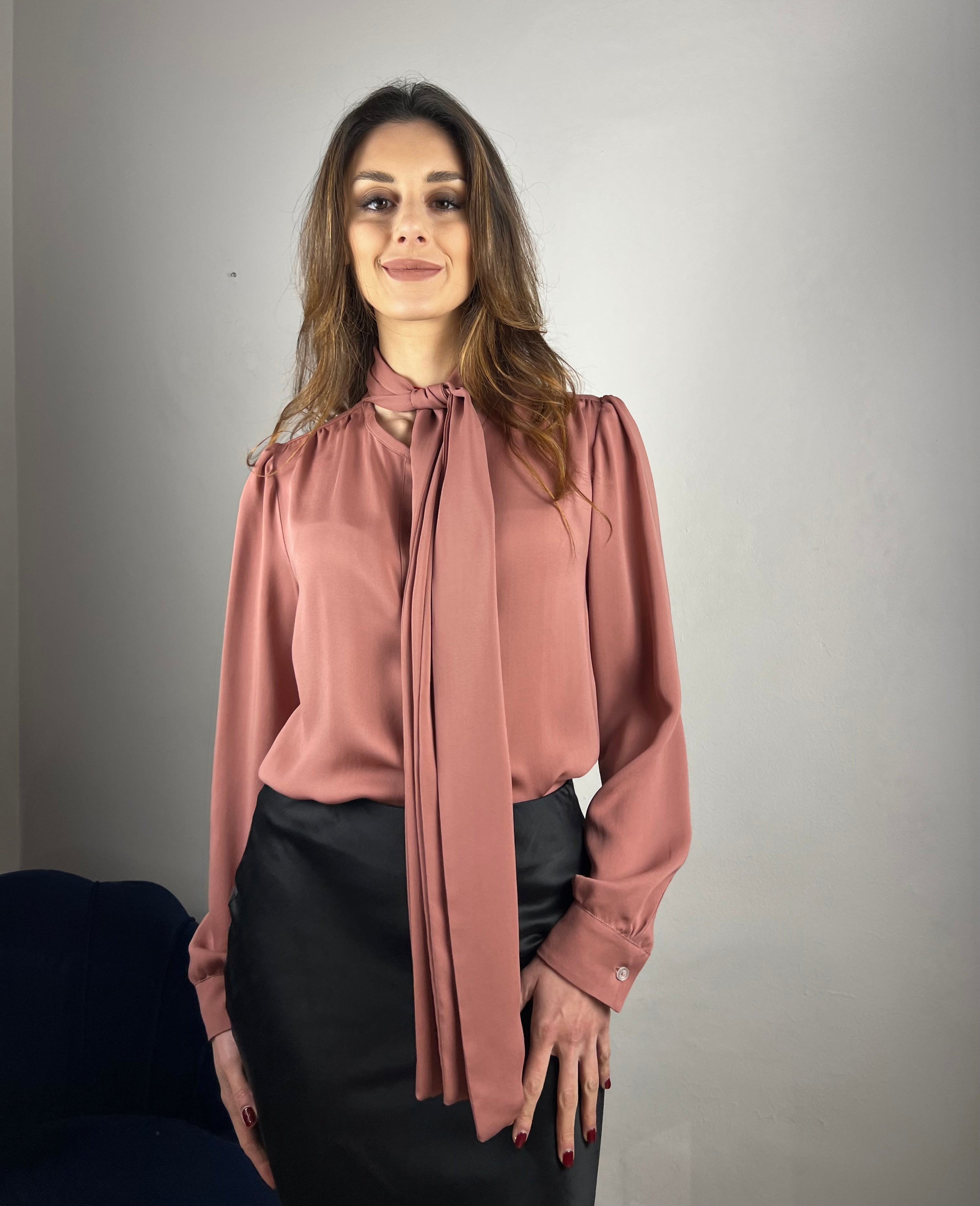 Camicia in seta rosa antico