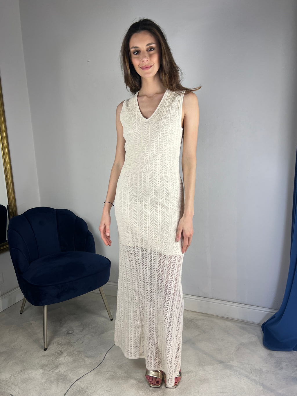 Abito smanicato in maglia traforata