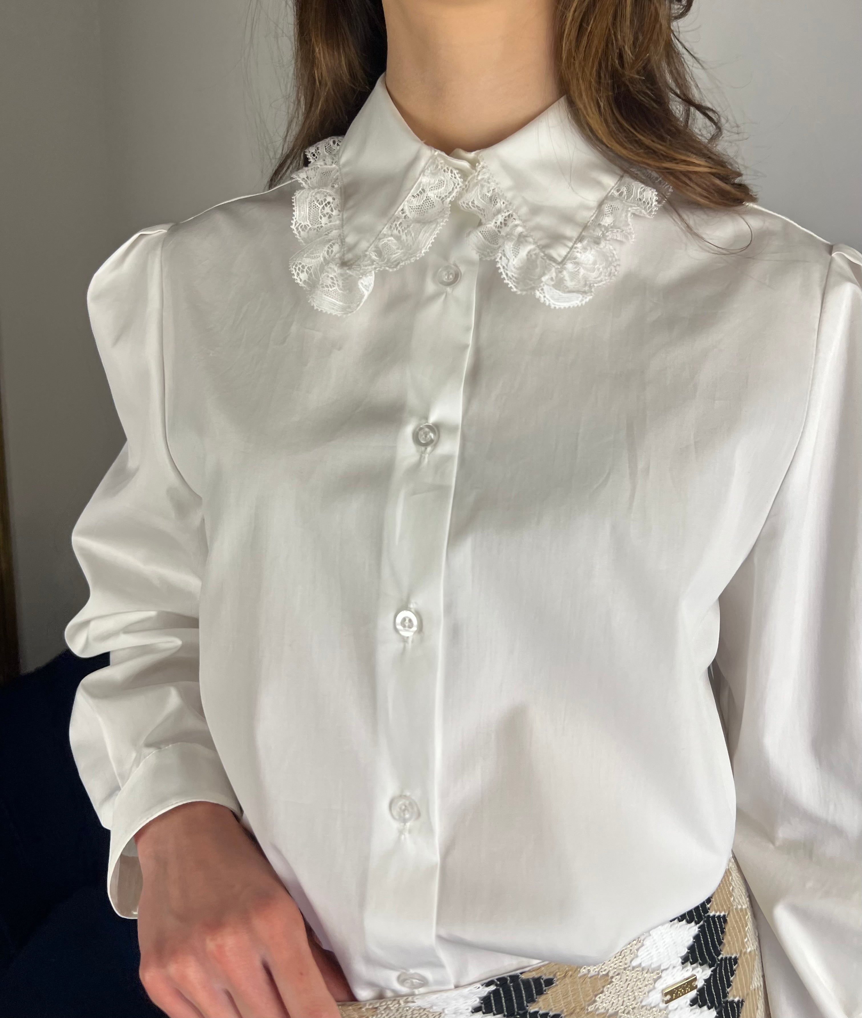 Camicia con colletto in pizzo